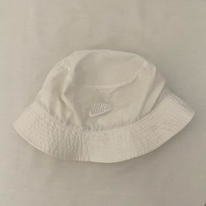 White Nike Sportswear Bucket Hat